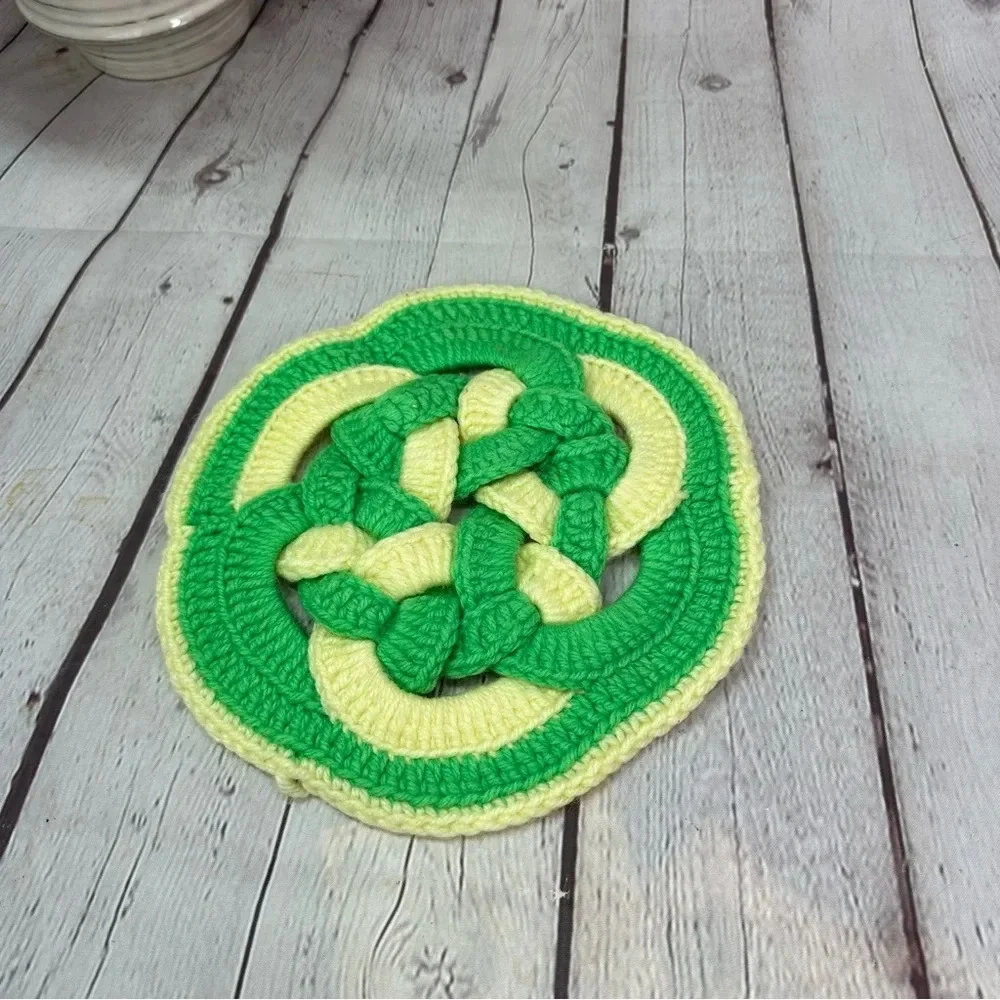 vintage handmade crochet hot plate trivet green yellow